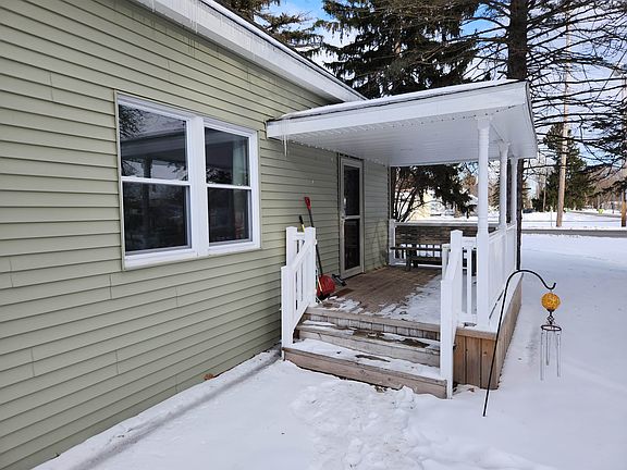 2nd image of 994 S Poseyville Rd