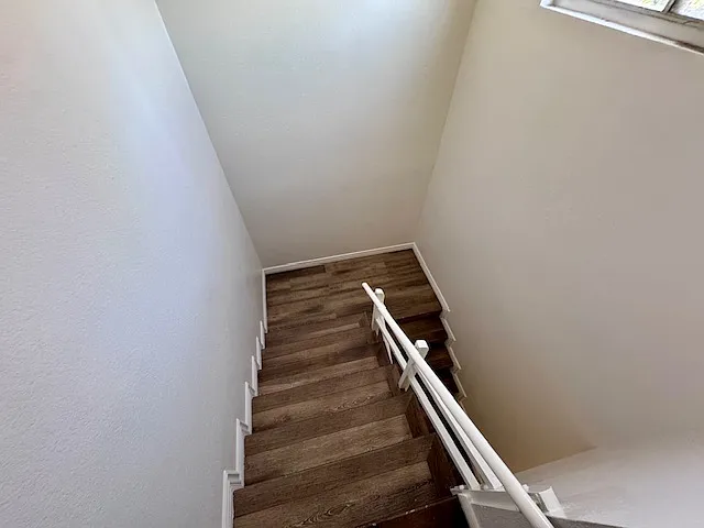 Bellflower Apartments — Photo 9