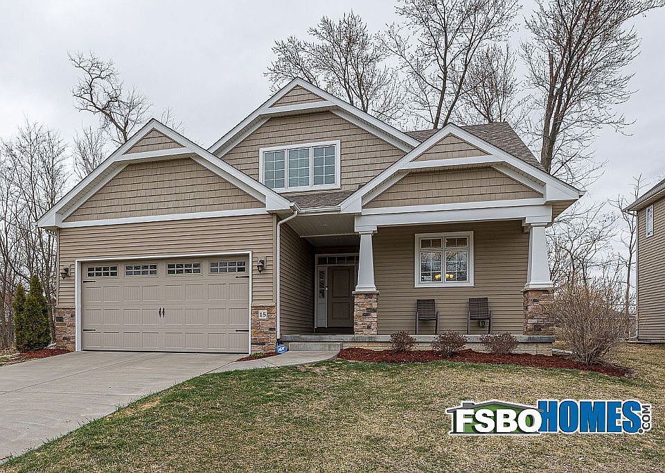 1st image of 15 College Hill Cir