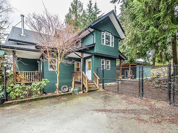 3rd image of 40449 Thunderbird Rdg