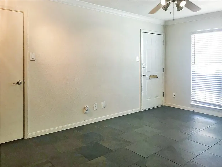 741 E Oltorf St #102 — Photo 12