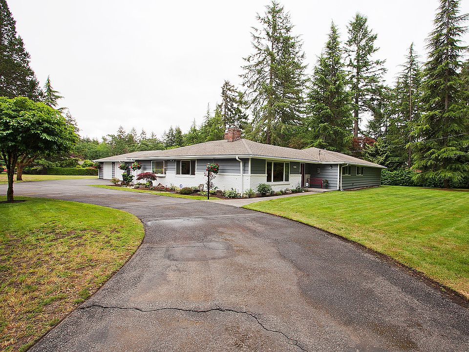 1st image of 11003 Interlaaken Dr SW