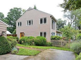 4631 30th St NW, Washington, DC 20008