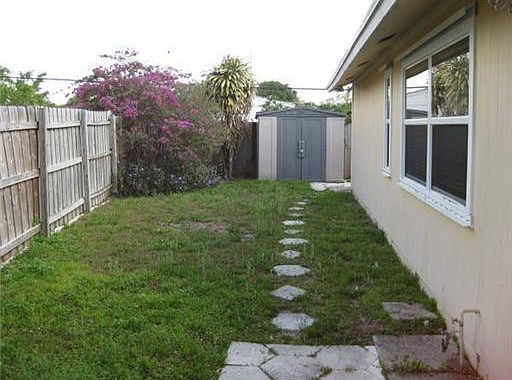SIDE OF HOME