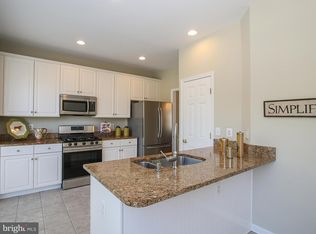 47572 Sharpskin Island Sq, Sterling, VA