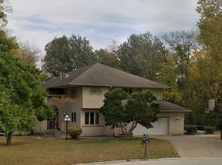 10 Rhett Butler Dr, Streator, IL 61364