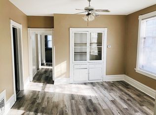 914 S 21st St, Milwaukee, WI 53204