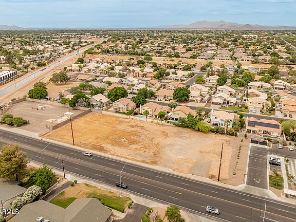 3rd image of 3536 E UNIVERSITY Drive #-