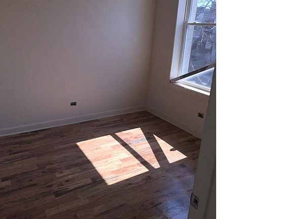 2nd image of 4448 W Van Buren St #1