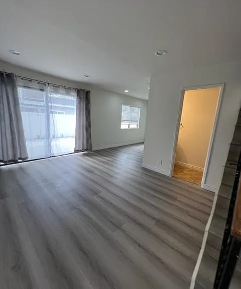 7893 Cerritos Ave — Photo 72