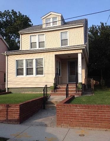 1st image of 114-199 St