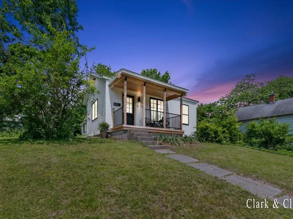 820 Hackett St, Ionia, MI 48846