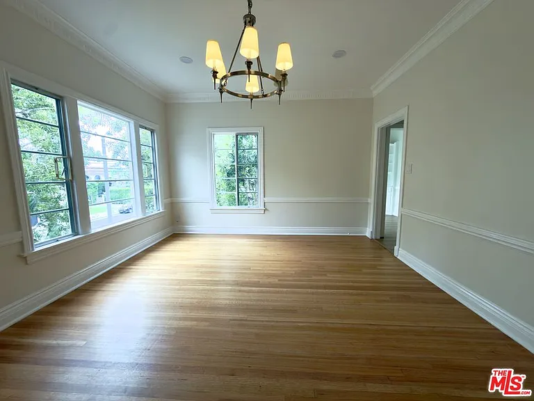 378 S La Jolla Ave — Photo 10