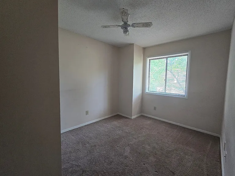 1708 N Hamilton St #E — Photo 11
