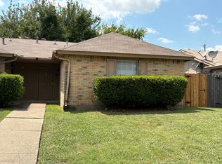 1463 N Bluegrove Rd, Lancaster, TX 75134
