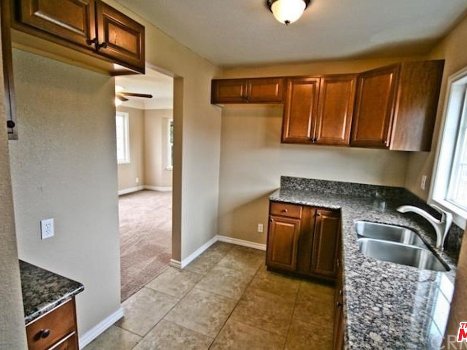 1st image of 4473 W 104th St