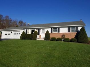632 Foundry Rd, Mc Alisterville, PA 17049