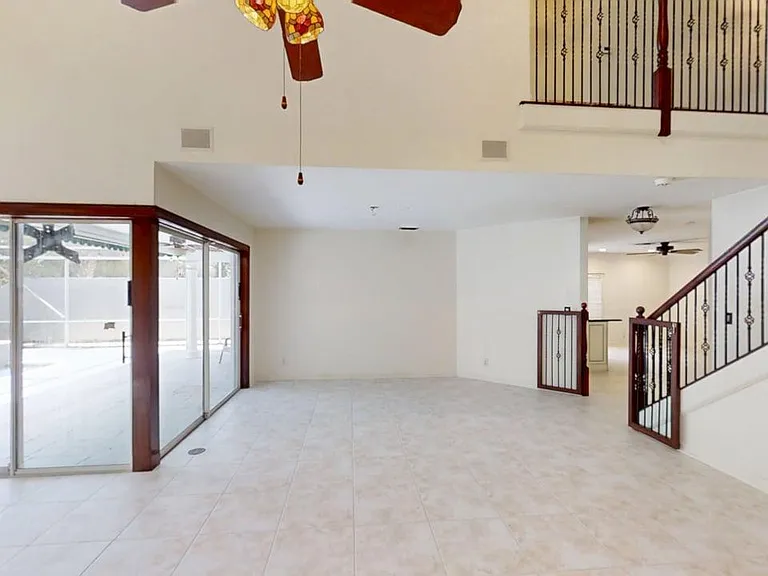 23330 La Vida Way — Photo 6