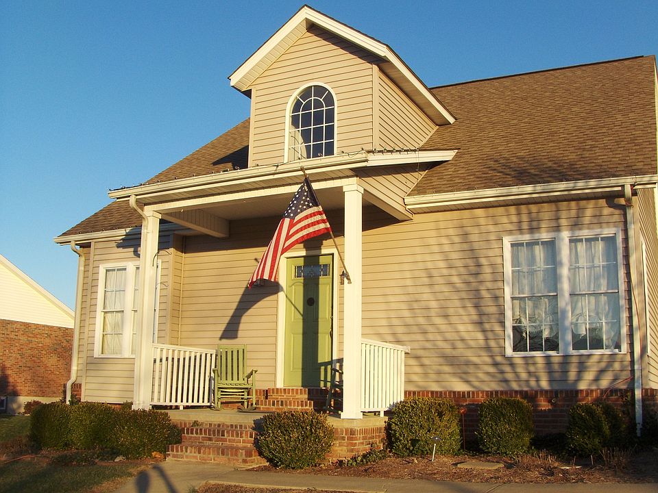 1st image of 1366 Boxwood Dr