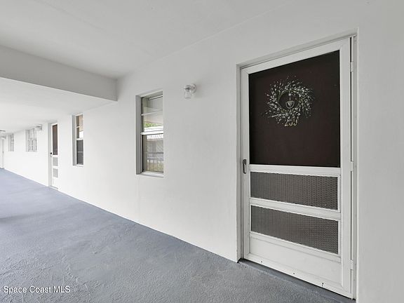 3rd image of 2302 Sunrise Blvd #209