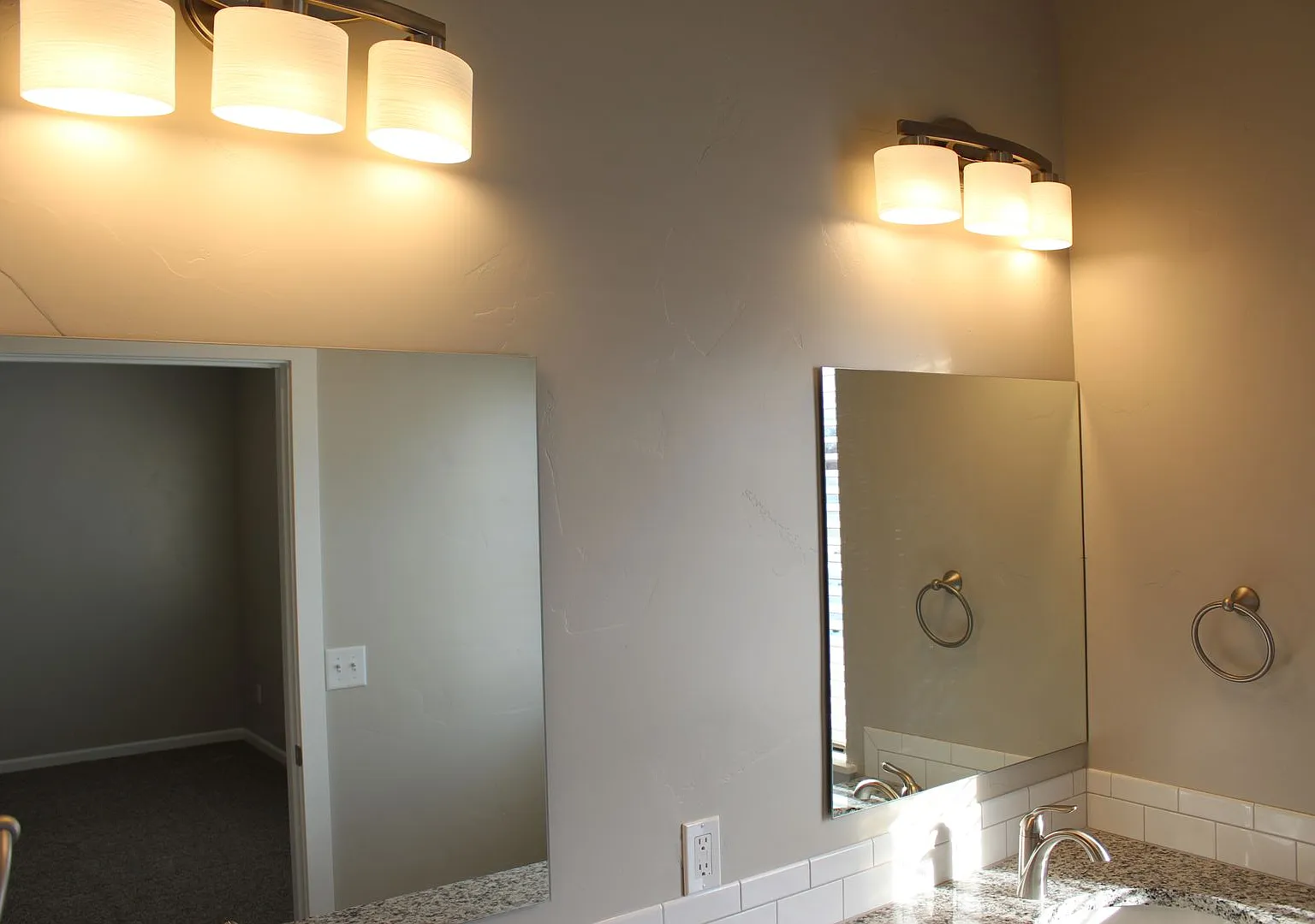 3 Bedroom Duplex — Photo 3