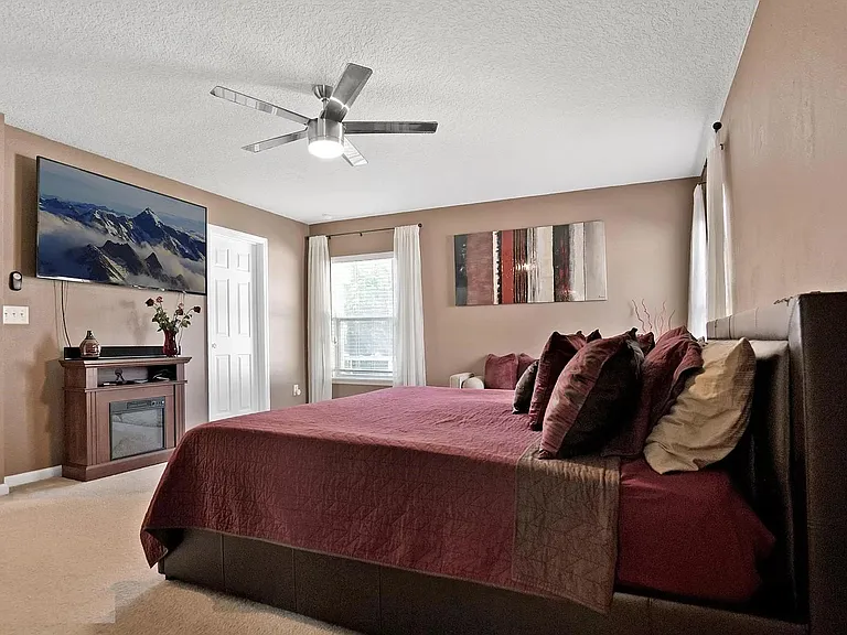 Master Suite.