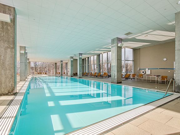 3rd image of 9715 Woods Dr Unit 1003