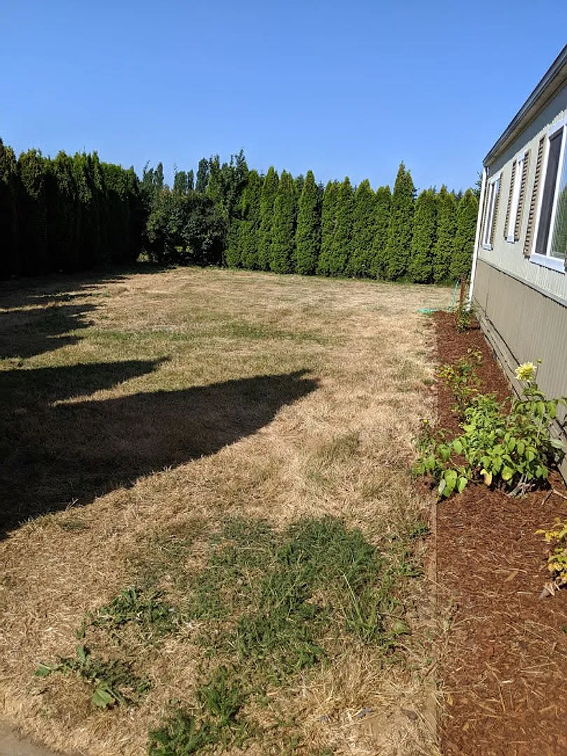 2 bedroom + Office, One Bath Mobile Home Meridian School District — Photo 2