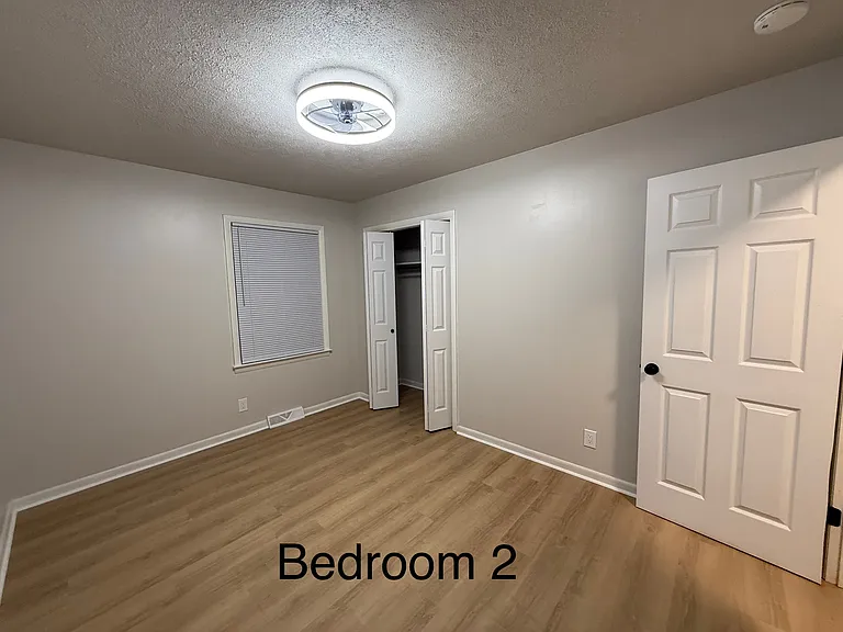 241 Kenmore Dr — Photo 13