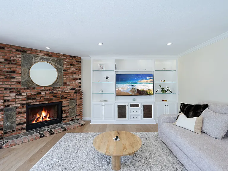 5557 Adelina Ct — Photo 15