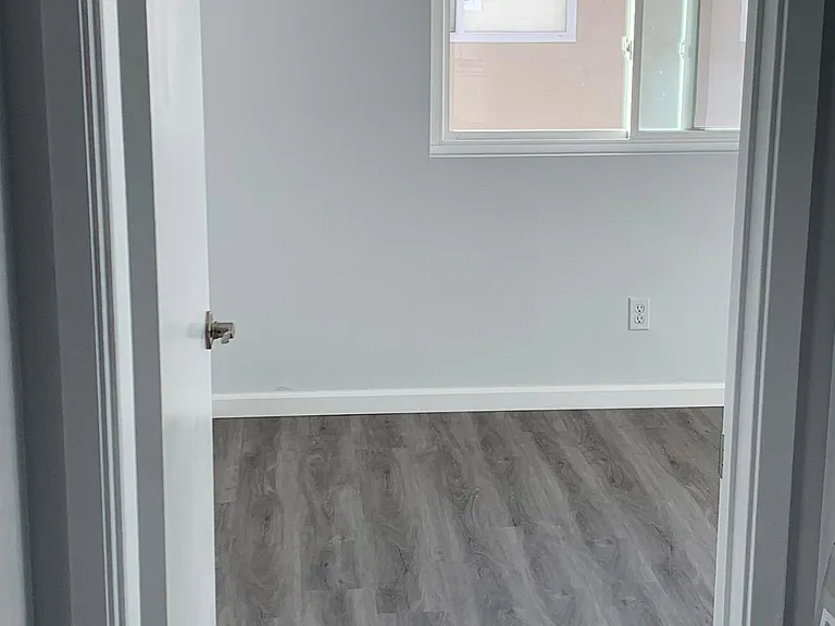 9860 Buena Vista Ave — Photo 1