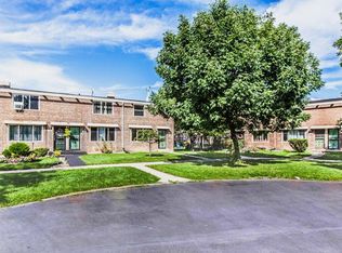 Ivy Park Homes, Chicago, IL 60620