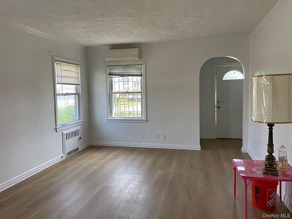 3rd image of 25119 86th Avenue