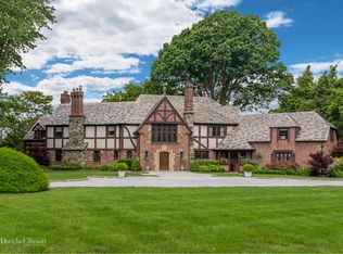 55 Cove Rd, Huntington, NY 11743