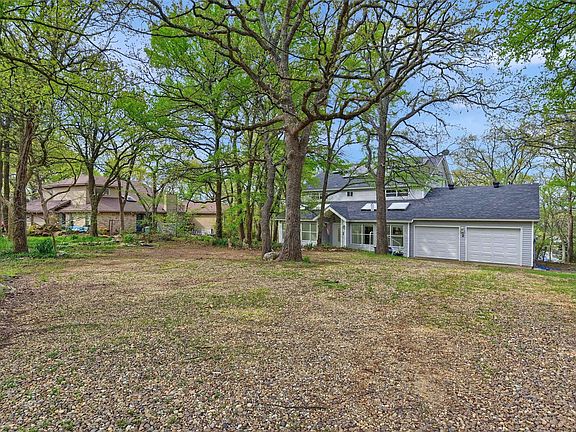 2nd image of 2 Harbor View Cir