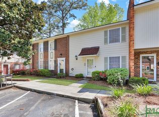 455 Mall Blvd APT 8, Savannah, GA 31406