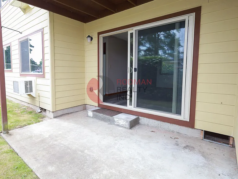 2045 Tibbetts Dr — Photo 12