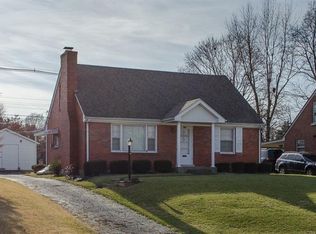 252 E Lowry Ln, Lexington, KY 40503