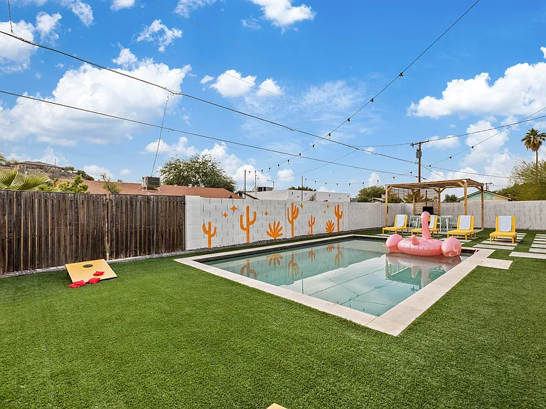 1101 E Ruth Ave — Photo 29
