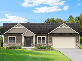 33911 Prairie Knolls Dr, New Carlisle, IN