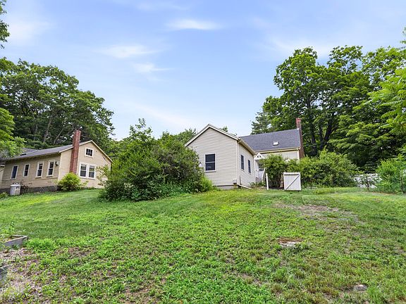 4th image of 76 Depot Road