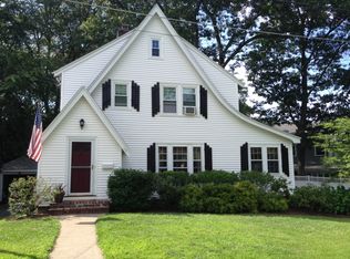 117 Cedarwood Ave, Waltham, MA 02453