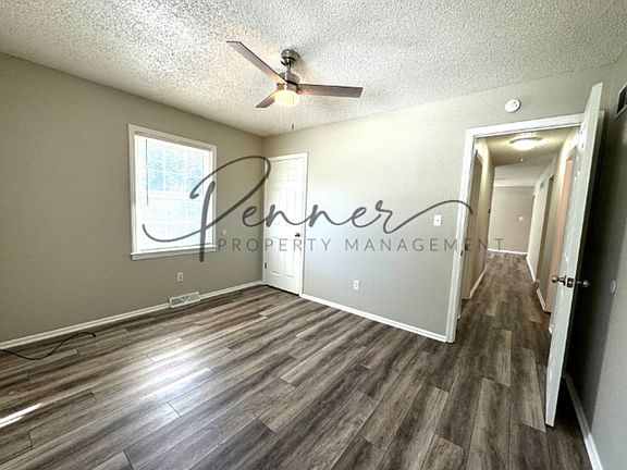 5th image of 913 NE Sala Ln