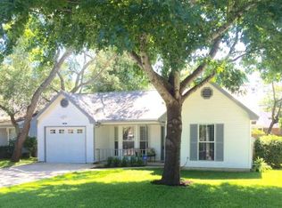 3010 Blue Pine Ln, Niceville, FL 32578