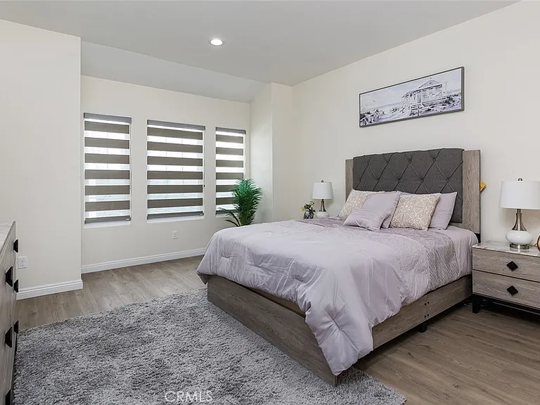 89 N Grand Oaks Ave #103 — Photo 8