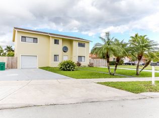 9943 SW 154th St, Miami, FL 33157