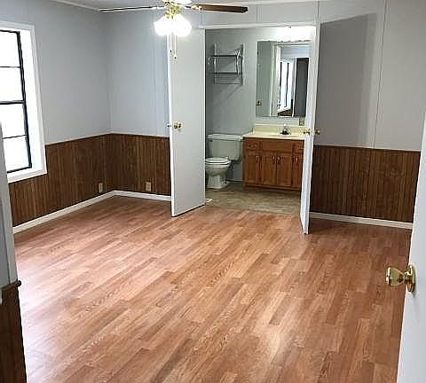 3rd image of 299 Cherry Ln