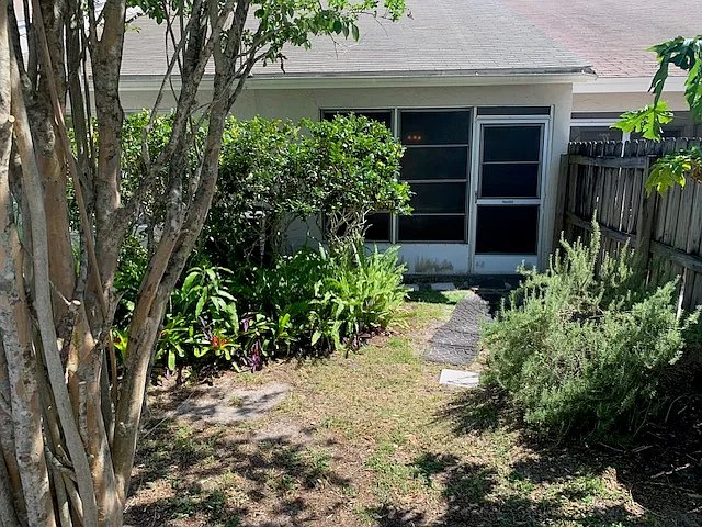 285 Rogers Ct — Photo 17