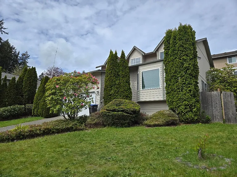 13502 Eldridge Pl NW — Photo 1