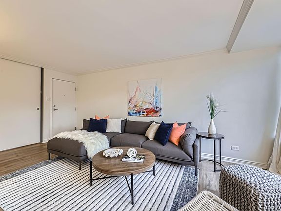 3rd image of 789 N Clarkson Street #201